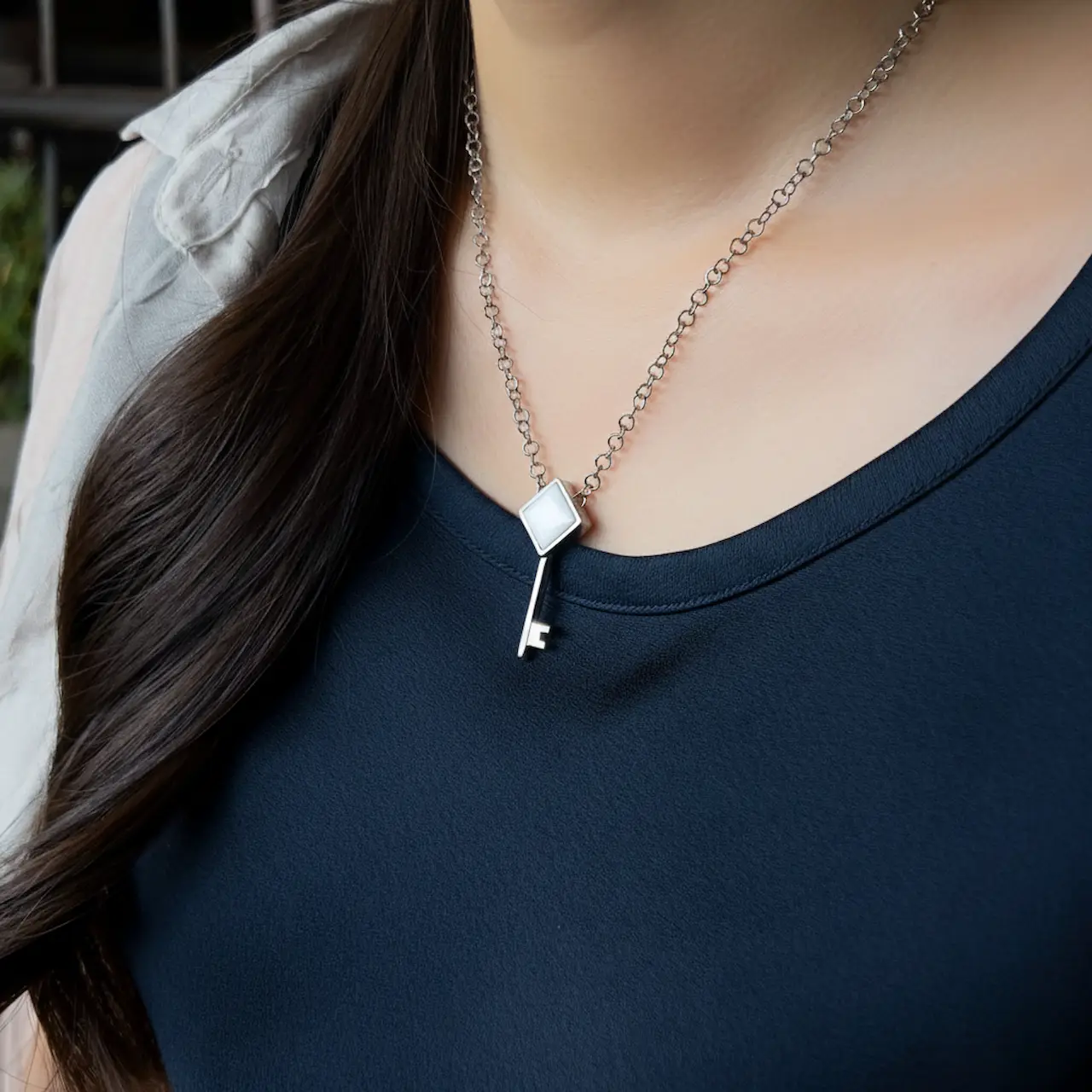 Женская подвеска Key — Баланс — изображение 4