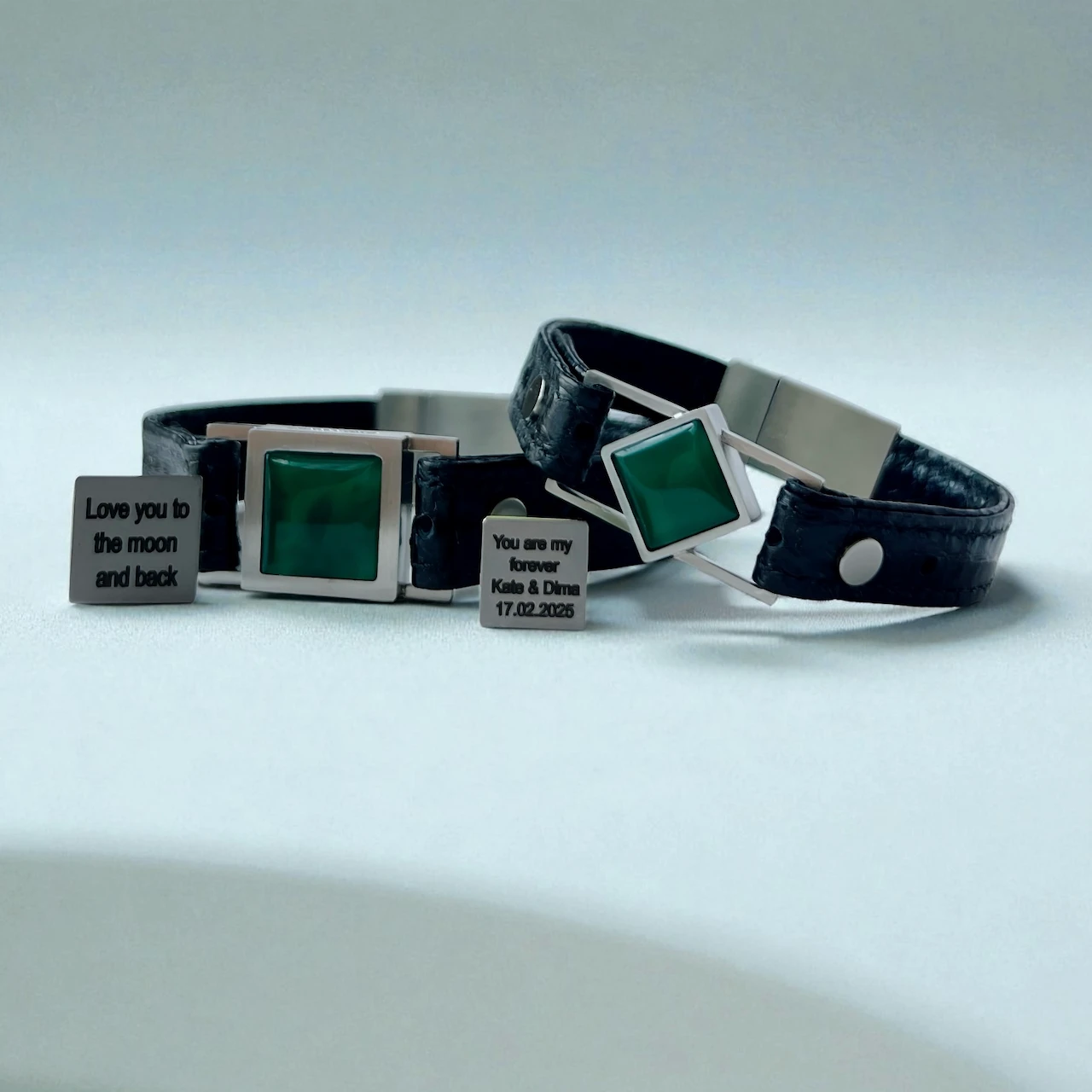 Path & Core Prosper Together — парные браслеты с зелёным агатом