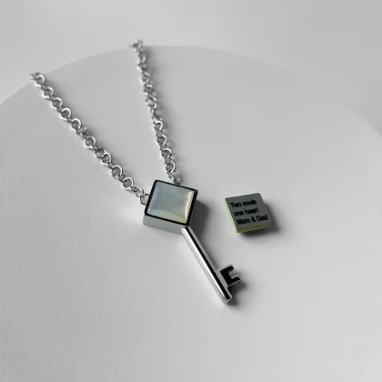 Женская подвеска Key — Грация