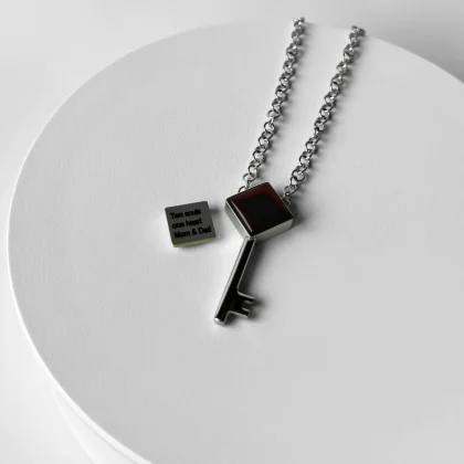 Женская подвеска Key — Страсть